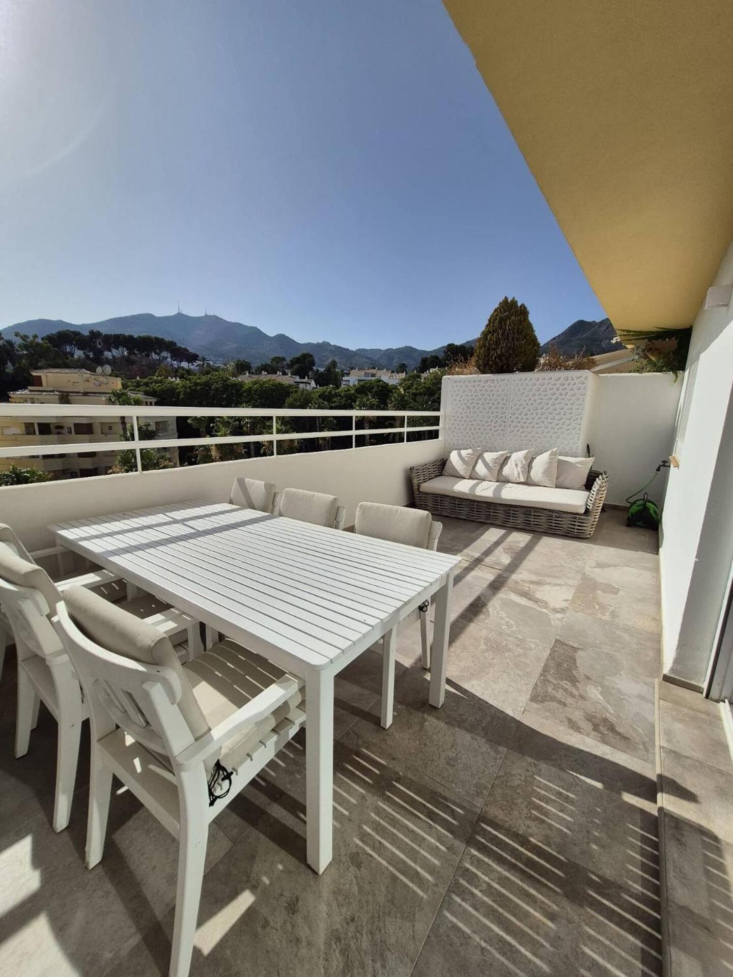 Happy Travel Torrequebrada Golf & Beach Apartment